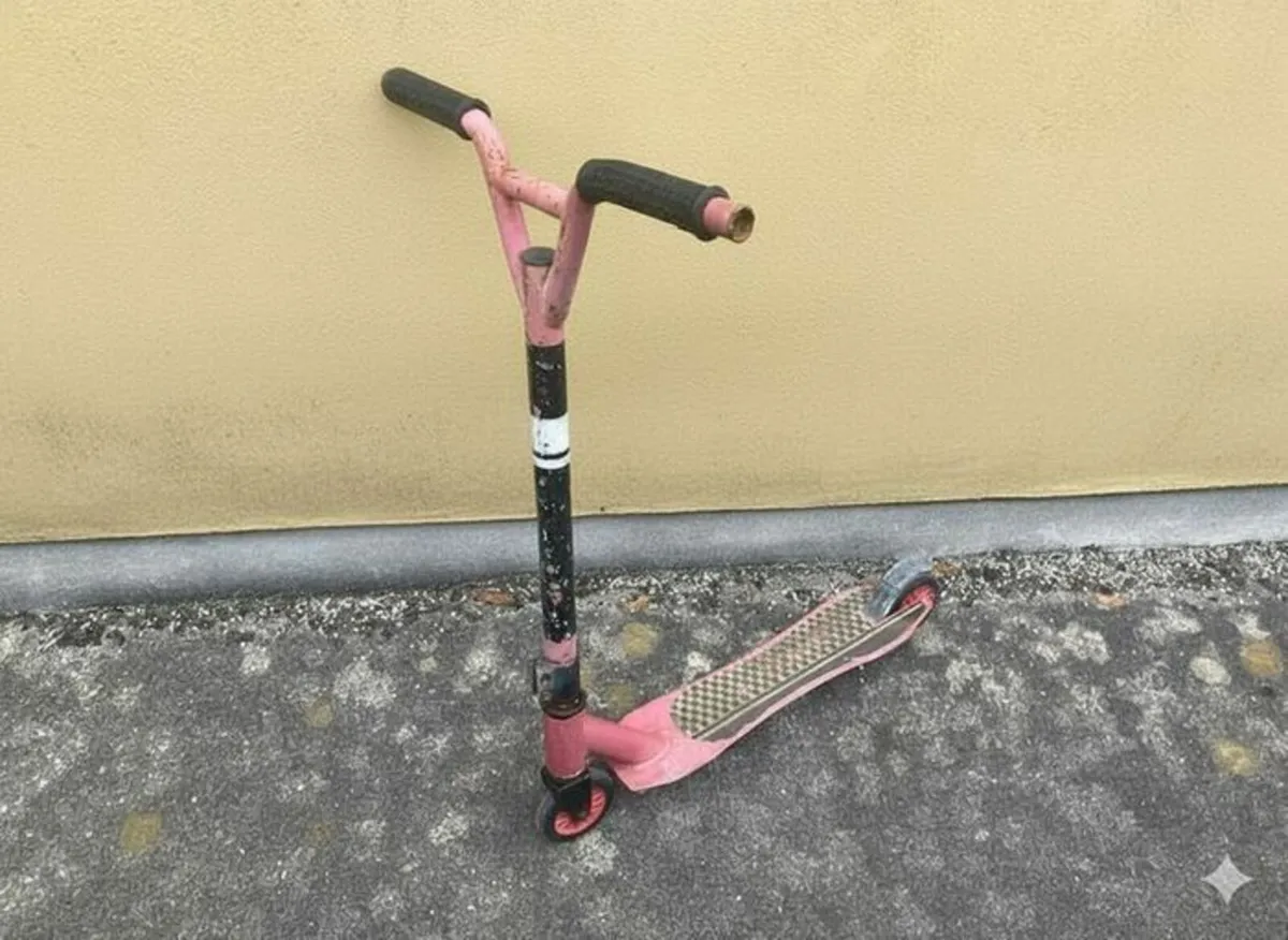 Kids Scooters Clear Out Deal - Just Two left! - Image 2