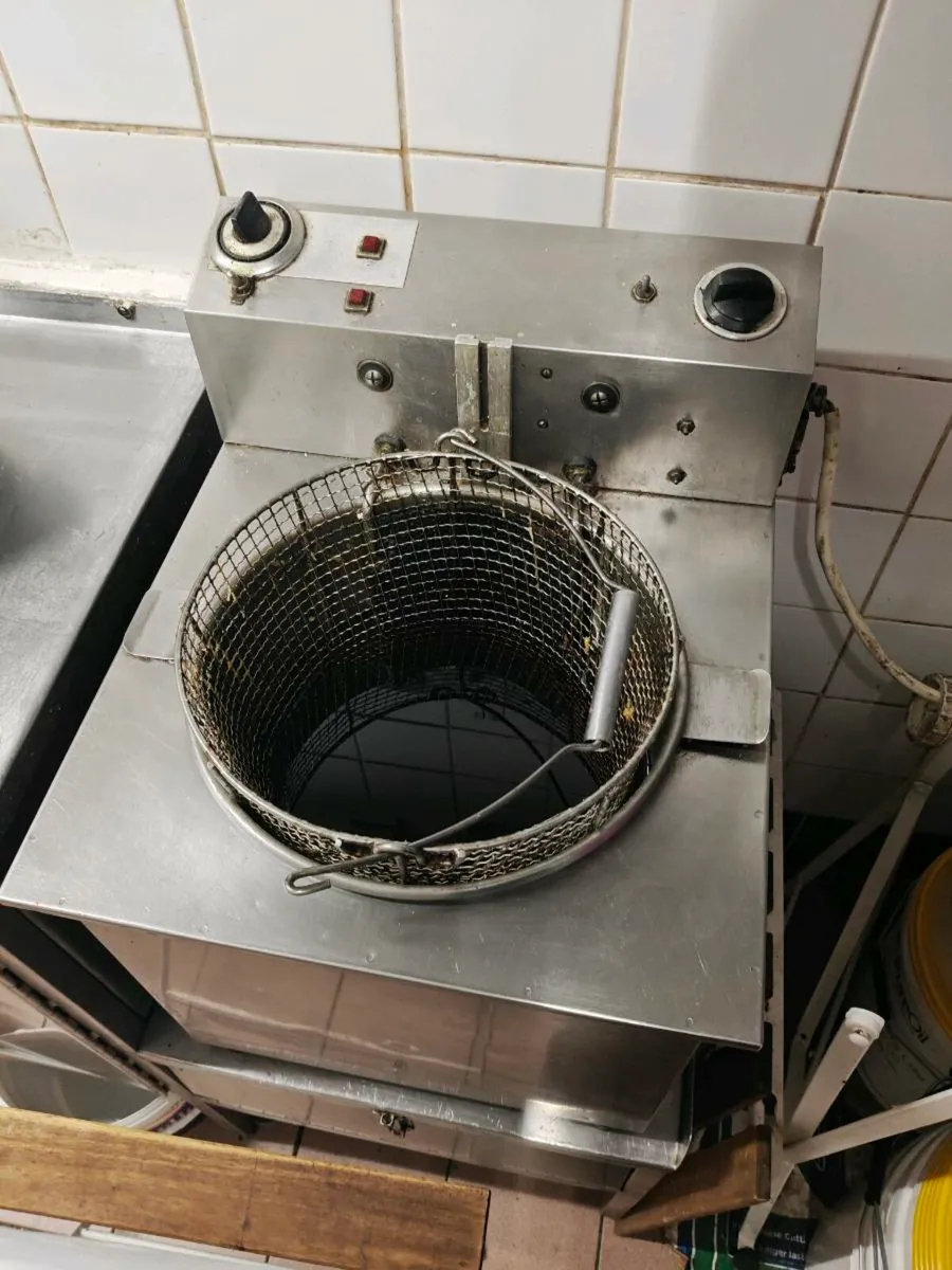 South Fried Chicken fryer - Image 2