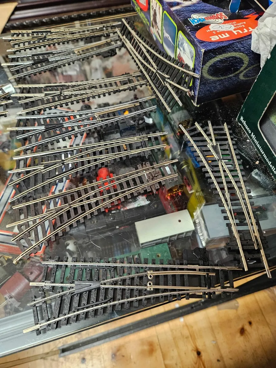 Hornby OO Gauge Points - Image 1