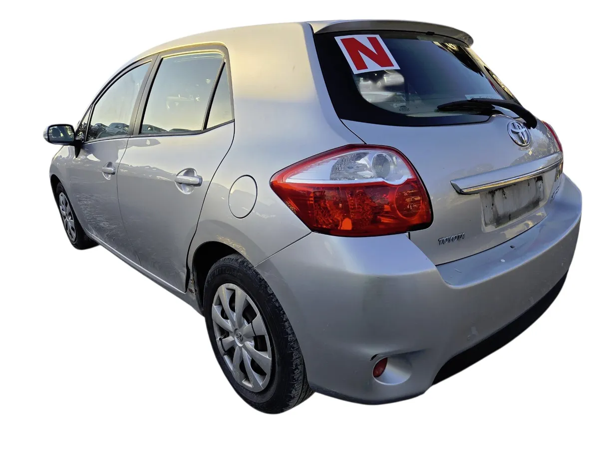 2010 TOYOTA AURIS For Breaking/Dismantling - Image 4