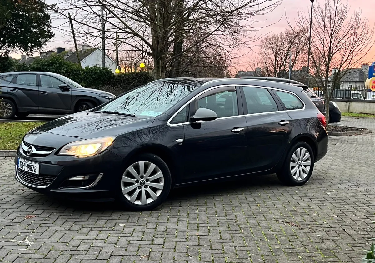 Opel Astra 2013 1.7 CDTI new nct 8/26 tax 1/26 - Image 2