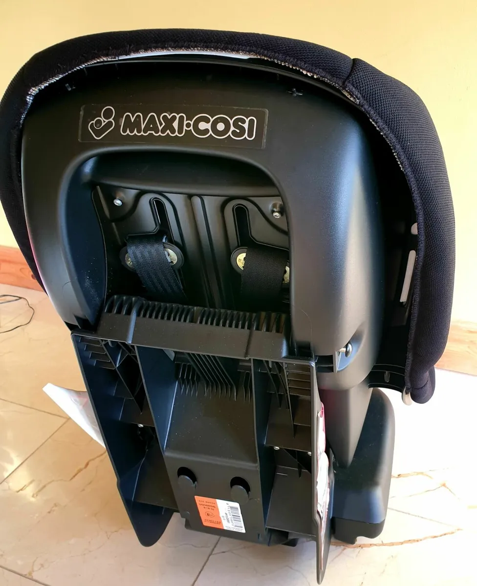 Maxi cosi car seat - Image 4