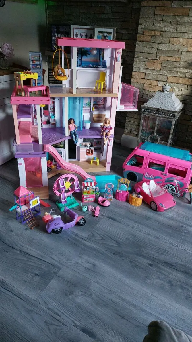 Barbie dream house - Image 1