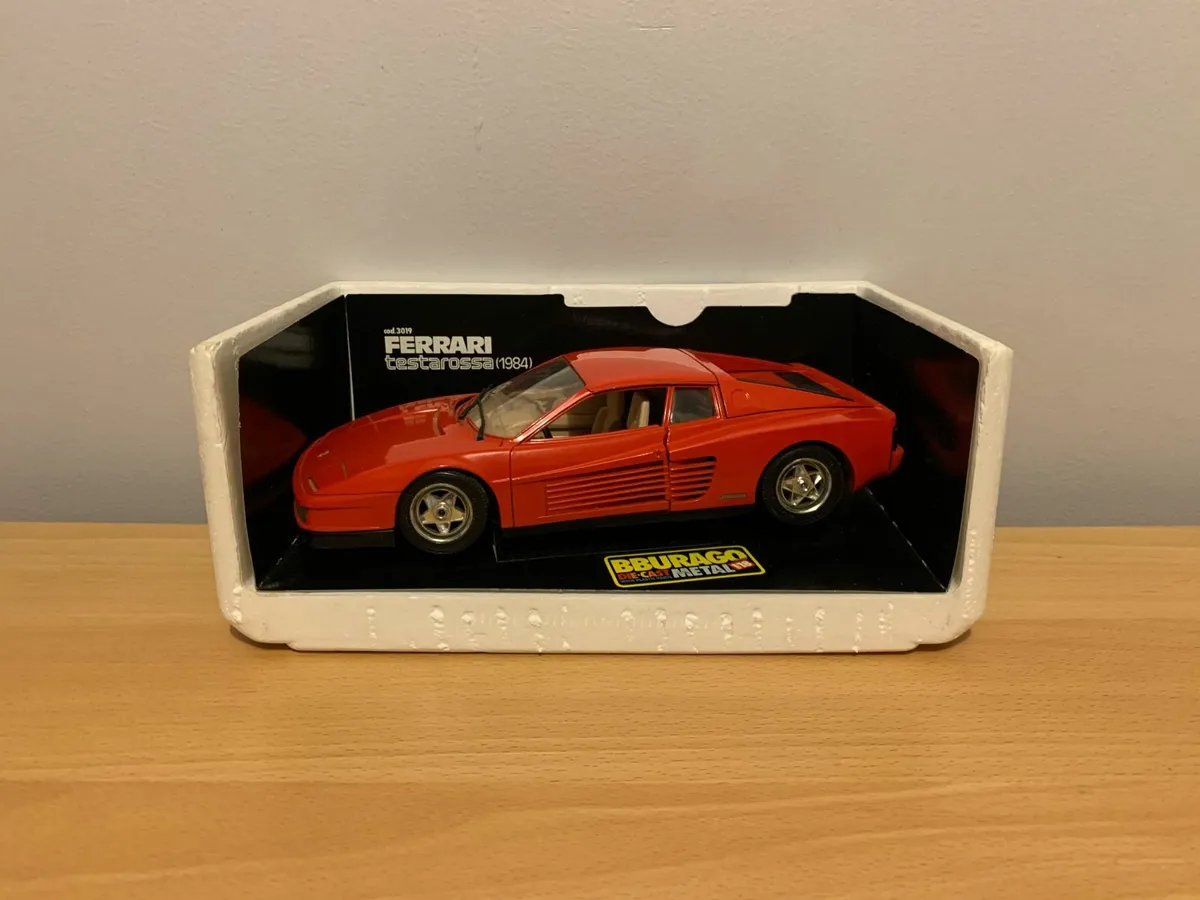 1984 Ferrari Testarossa 1/18 Burago Model Car - Image 3