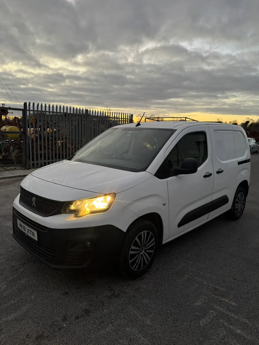 2019 PEUGEOT PARTNER 1.6L - Image 2