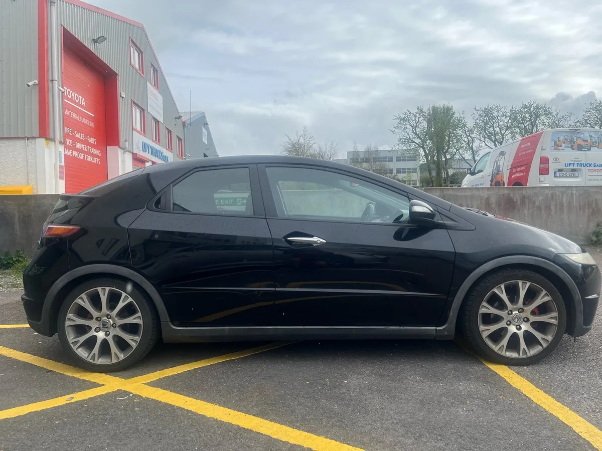 Honda Civic 2,2 i-CTDi    Read description! - Image 1