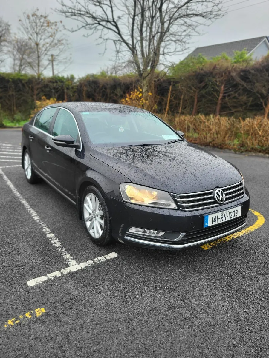 Volkswagen Passat 2014 - Image 1