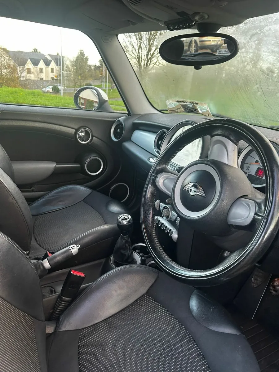 Mini Cooper 2007 - Image 1