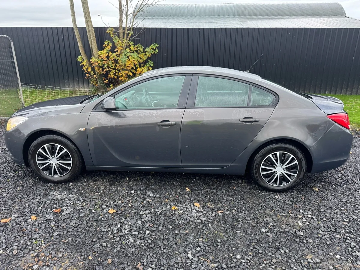 Opel insignia 2013 2 litre diesel car - Image 4