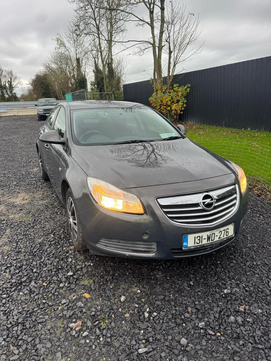 Opel insignia 2013 2 litre diesel car - Image 1