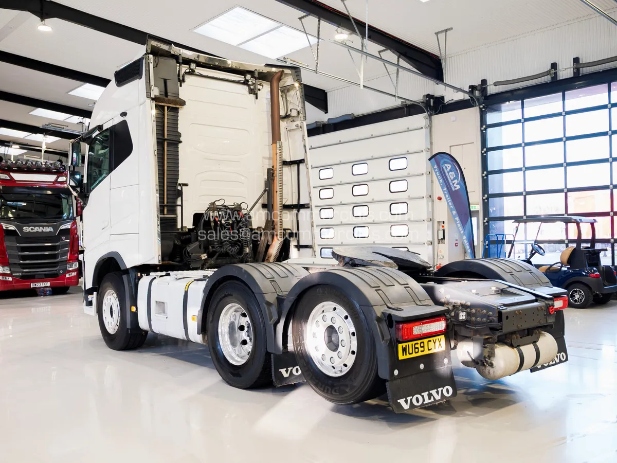 2019 (69) VOLVO FH 540 GLOBETROTTER 6X2 TAG AXLE - Image 4