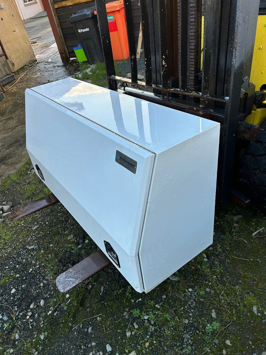 Tool box for jeep/pick up/dropside - Image 3