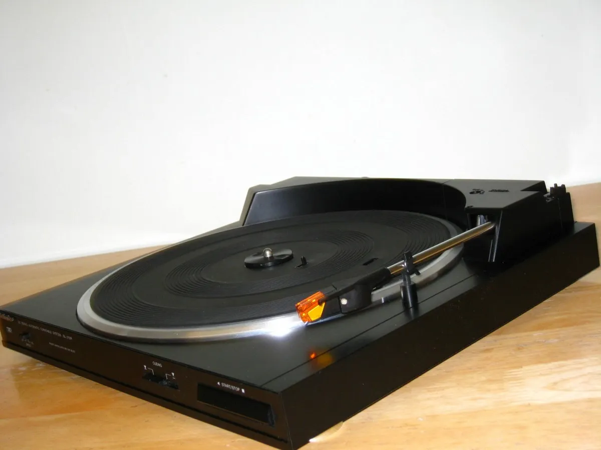 Technics SL-J110R Turntable & P24 Cartridge -Japan - Image 2