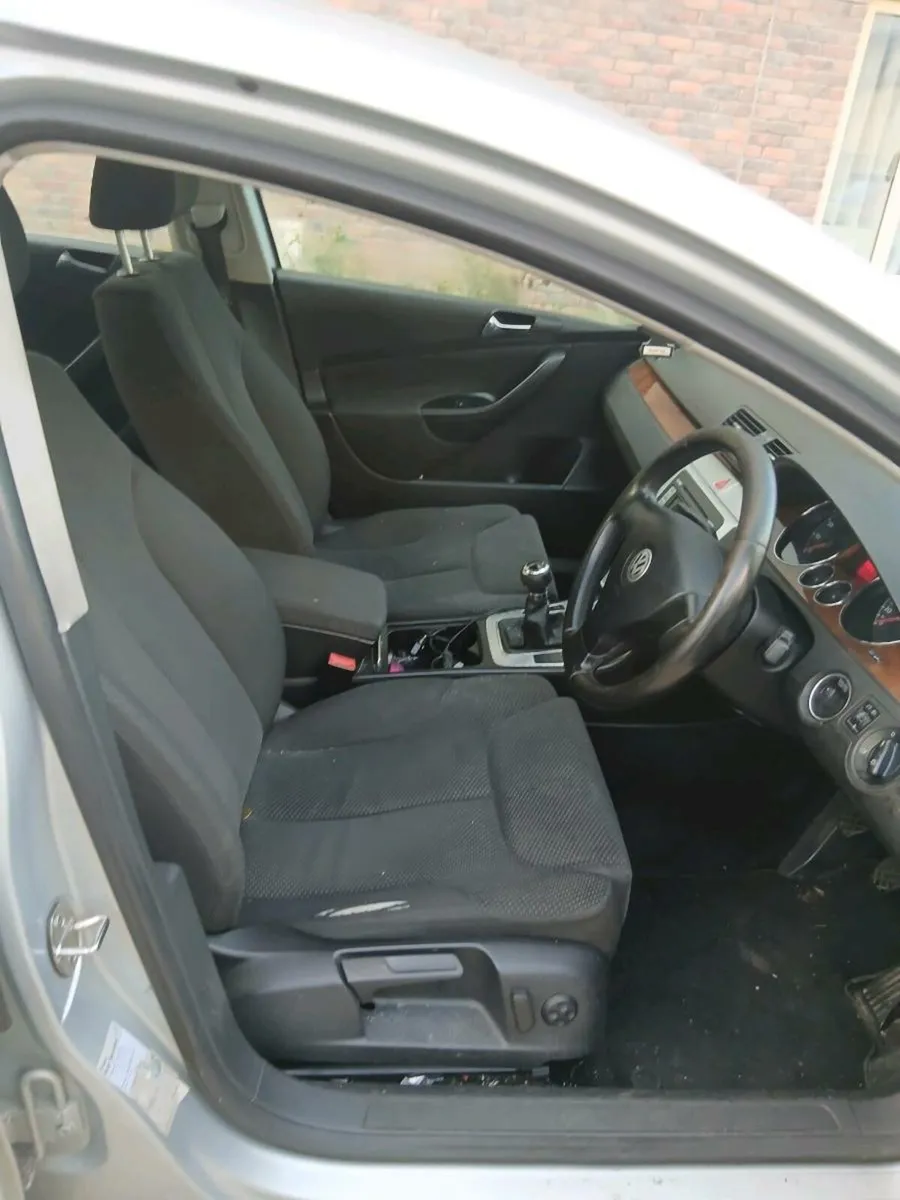 Vw passat 2007 - Image 4