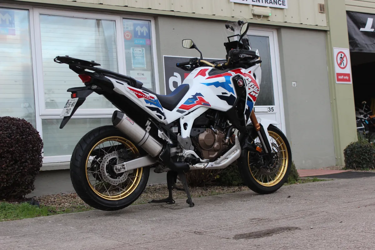Honda CRF1100A4 ES Adventure Sports - Image 3