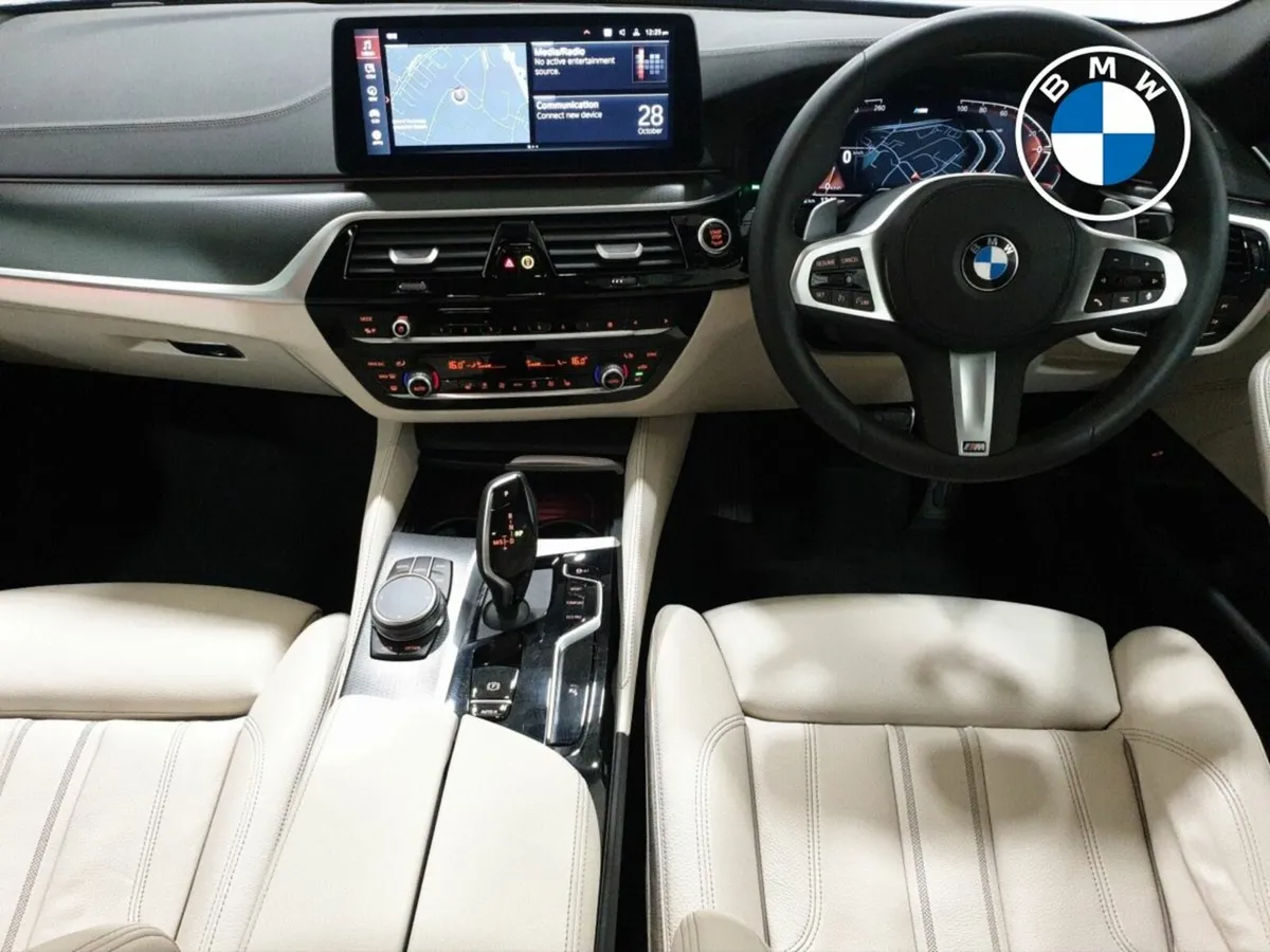 BMW 5-Series 520i M Sport Saloon - Image 4