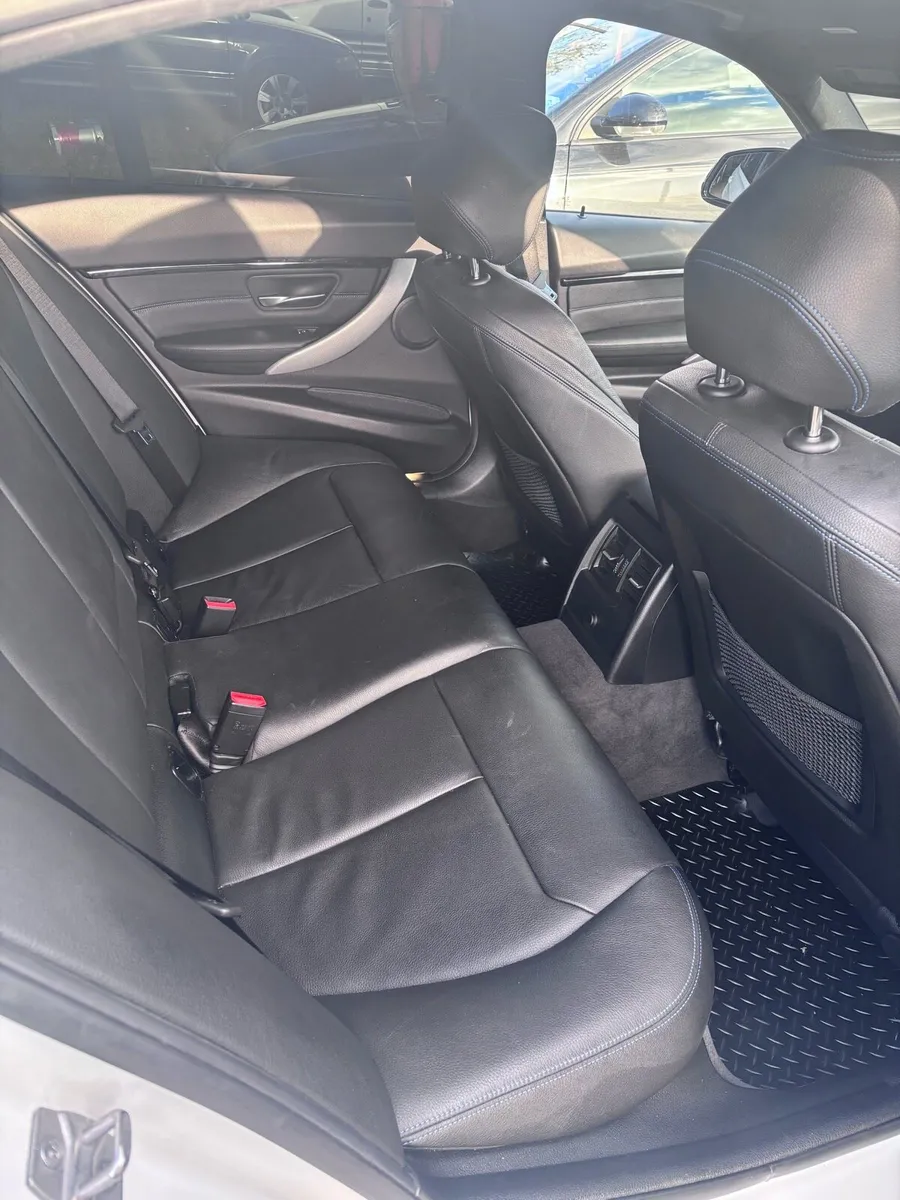 BMW 320d MSPORT - Image 4