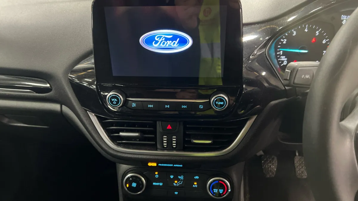 2019 Ford Fiesta TREND 1.1 Petrol - Image 2