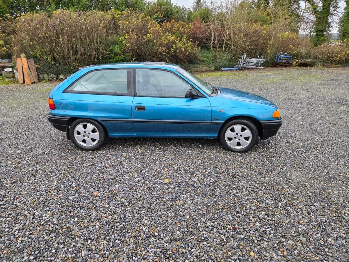Opel astra - Image 1
