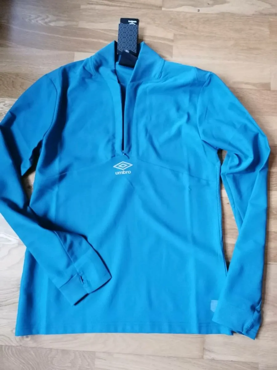 Nike kids top NEW - Image 2