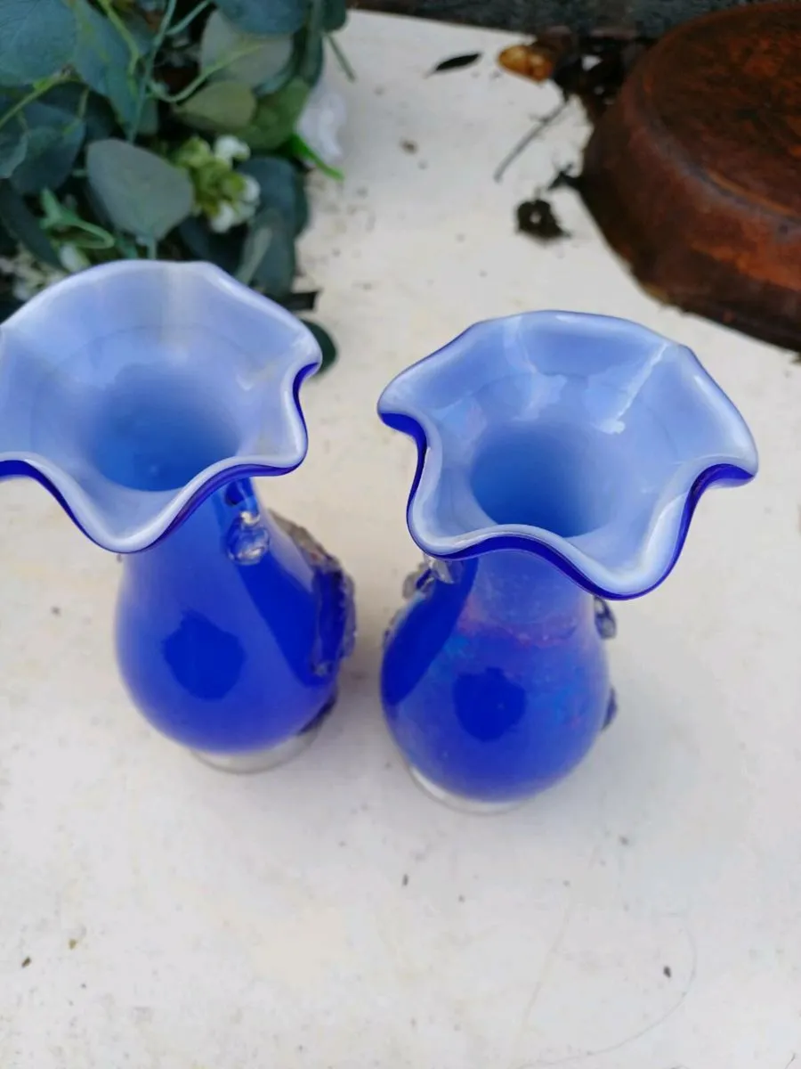 1970s Plum Blossom Vases - Image 4