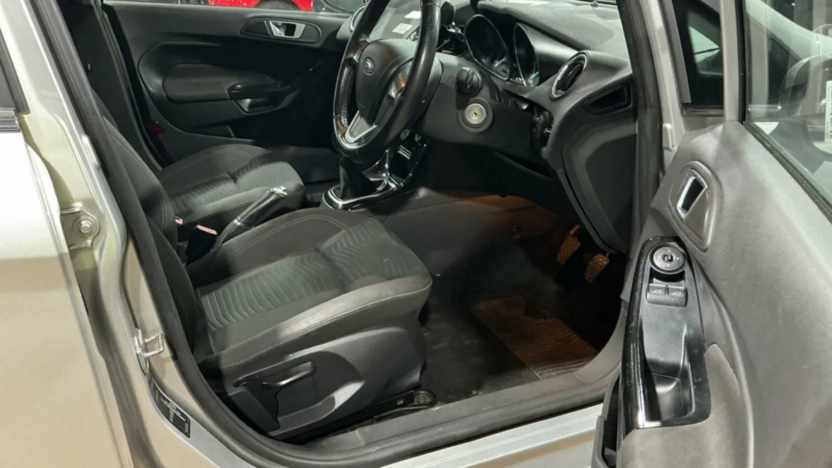 2016 Ford Fiesta 1.2 Petrol - Image 3