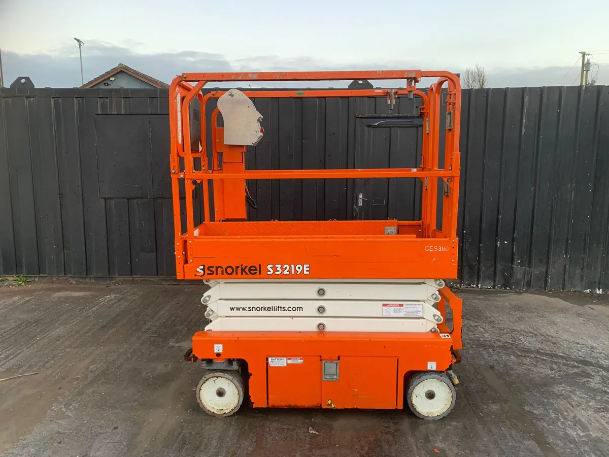 Snorkel S3219E Scissor Lift - Image 3