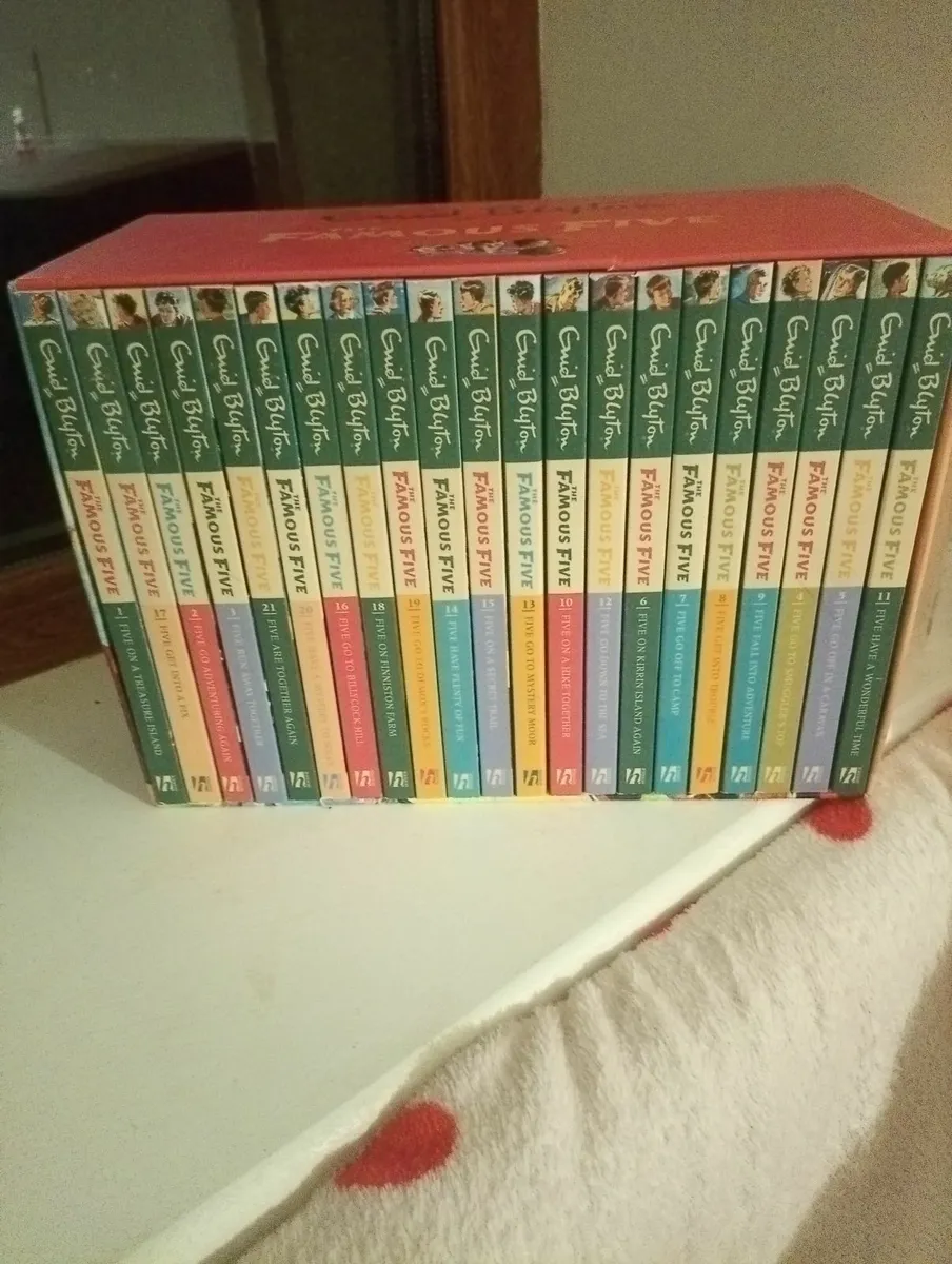 BLYTON ENID - Famous Five Series (21)Box Set - Image 1