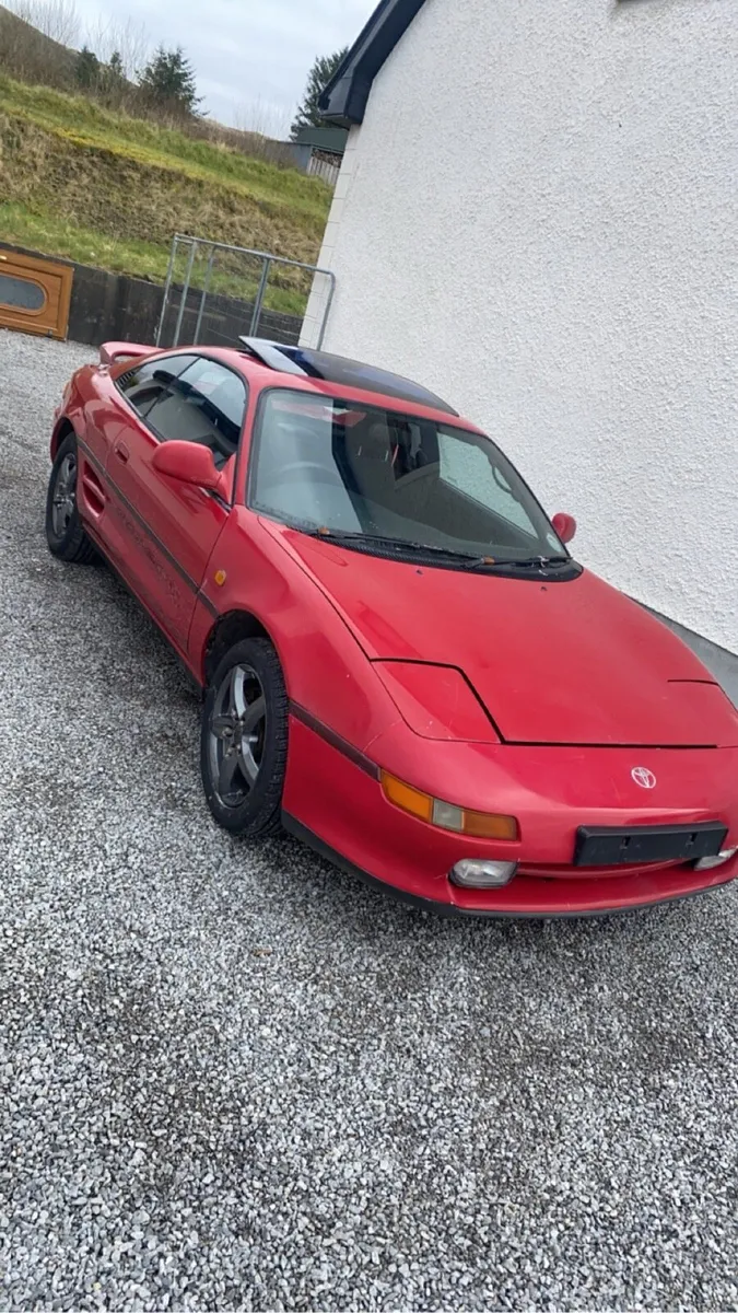 Toyota mr2  read add - Image 1