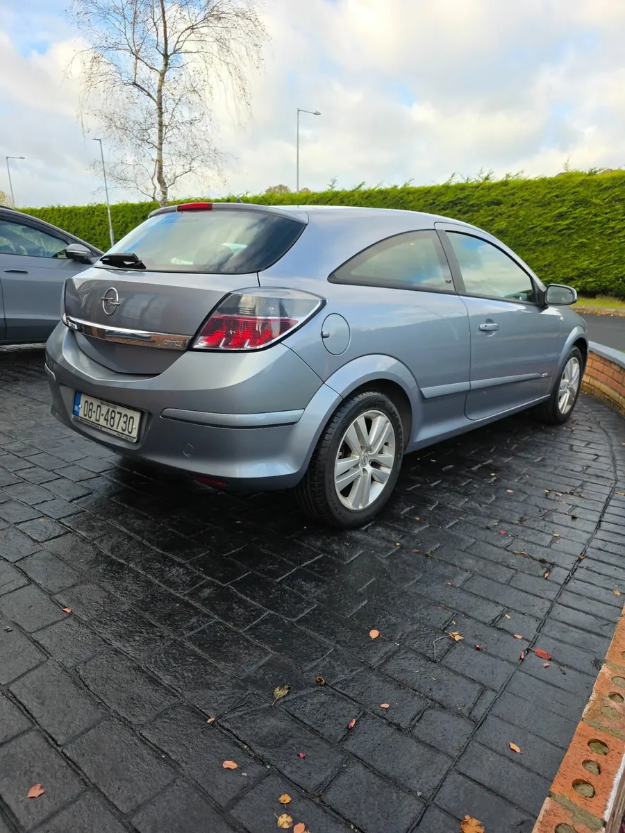 Opel Astra 2008 - Image 3