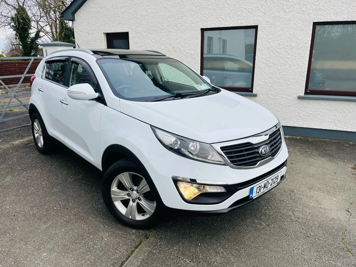 131 KIA SPORTAGE 1.7 DIESEL (NEW NCT) €280 TAX - Image 1