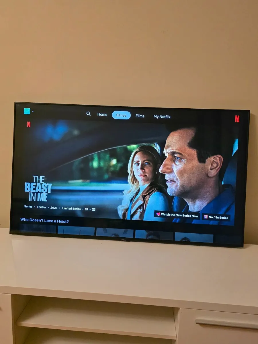 Samsung 50" TU7020 Crystal UHD 4K HDR Smart TV - Image 3