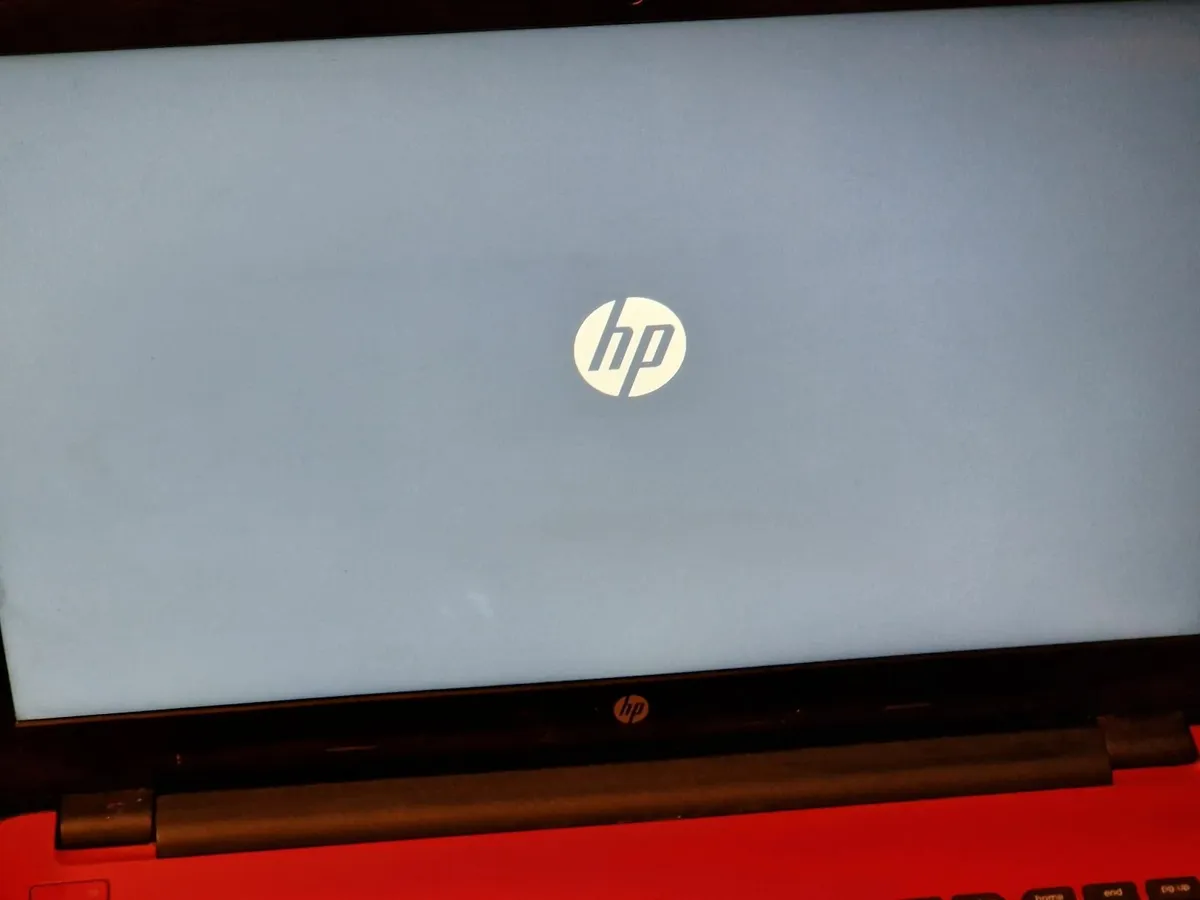 HP Laptop, AMD A6-7310 APU 2.0GHZ, 4GB, 1 TB,  RED - Image 2