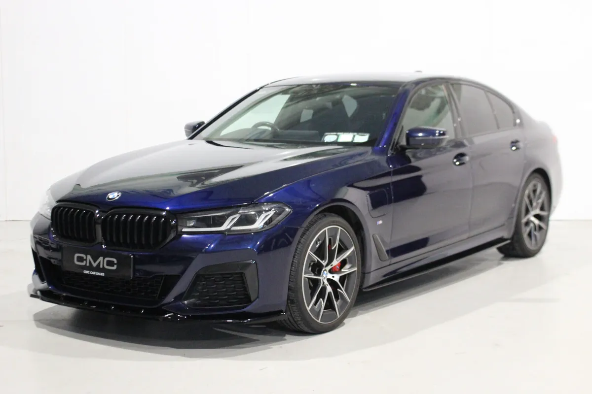 BMW 5-Series 2020 530E MSPORT M5 interior - Image 3