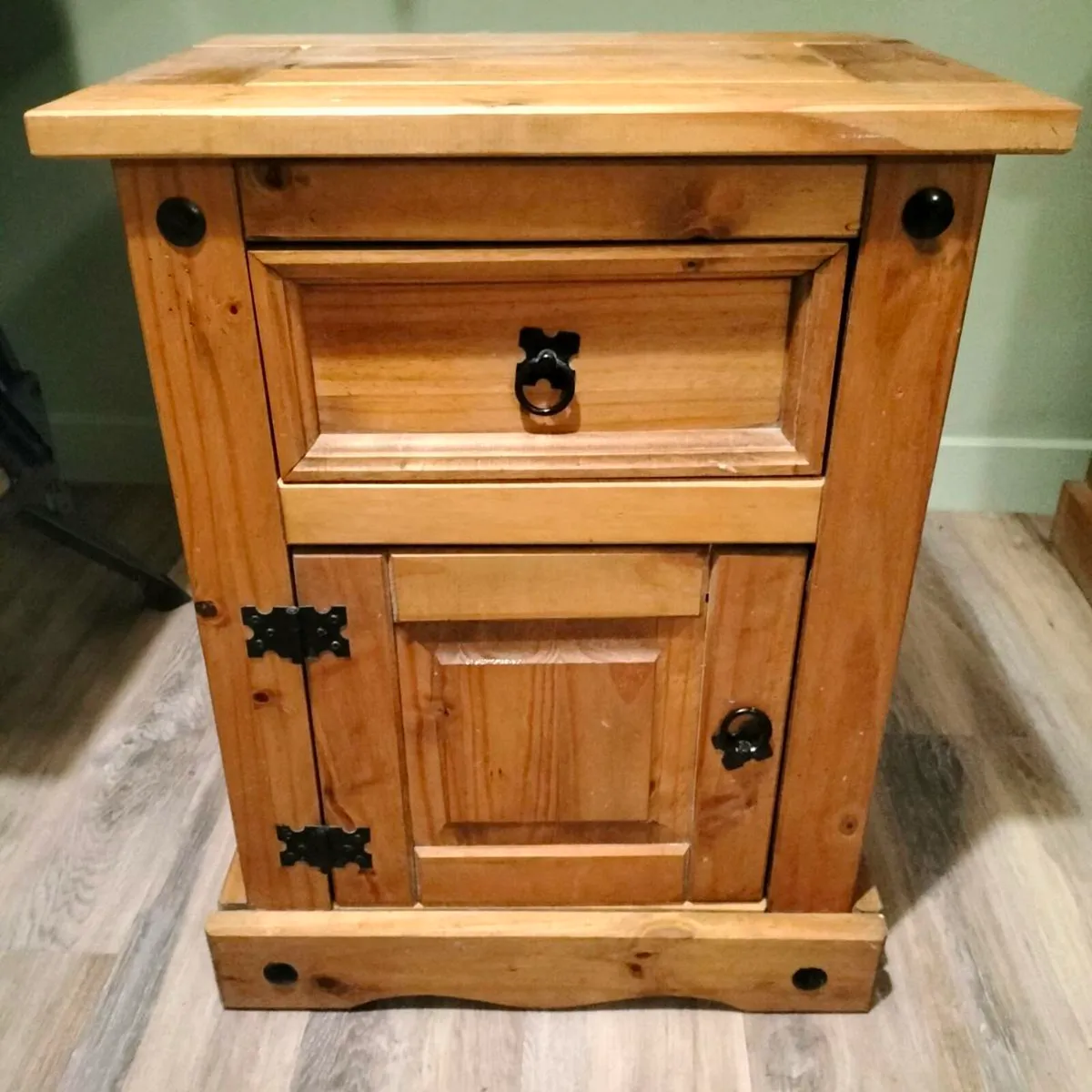 Bedroom Furniture  "Corona" - Image 1