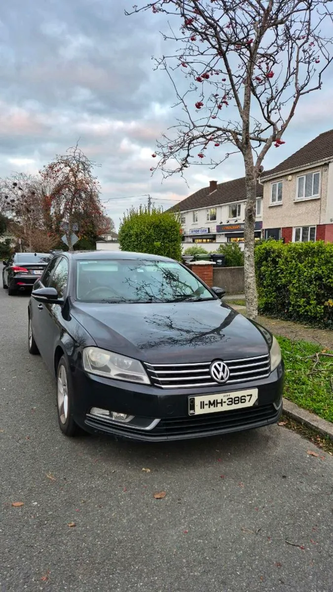 Volkswagen Passat 1.6 diesel - Image 1