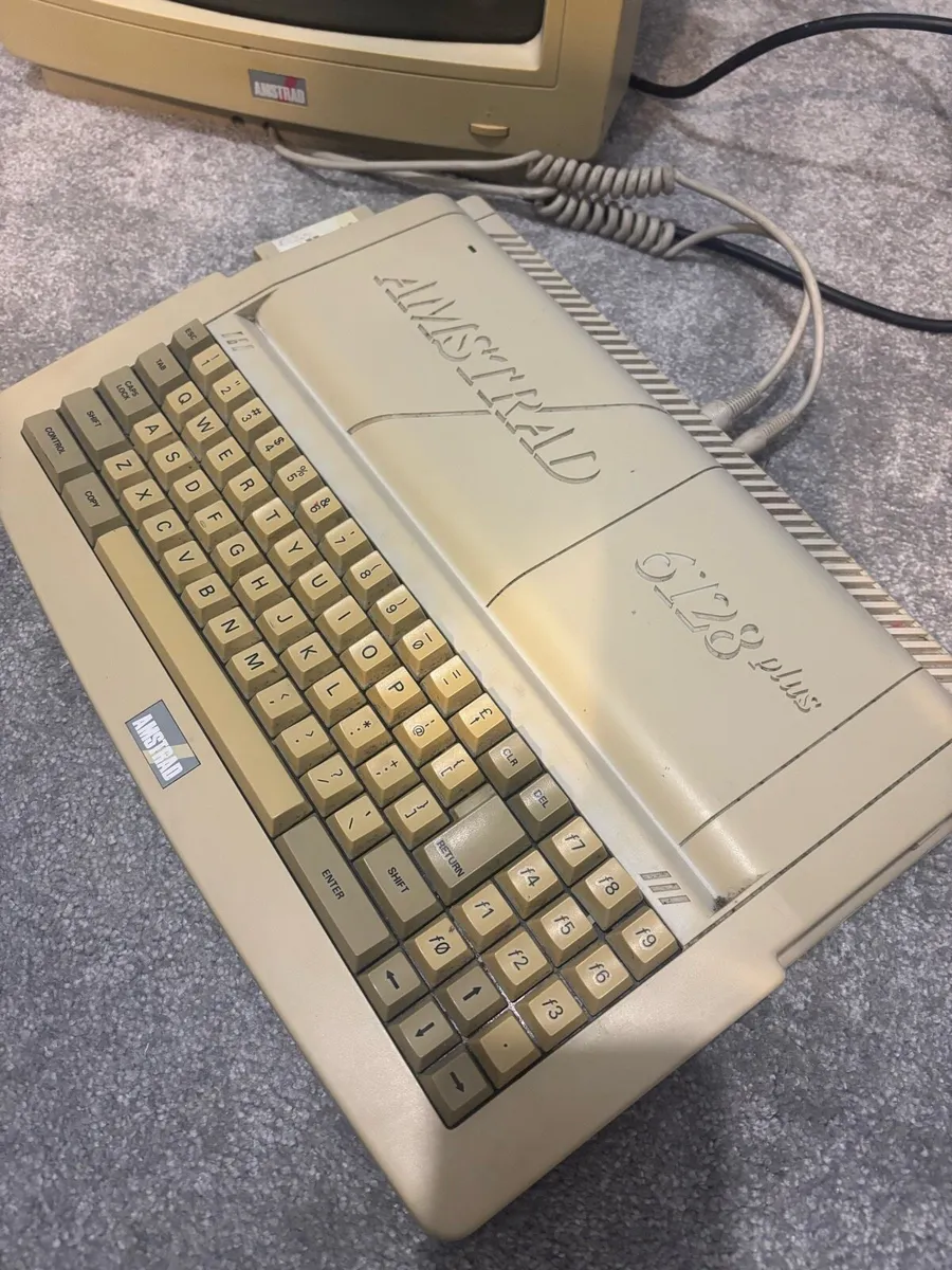 Amstrad 6128 plus - Image 2