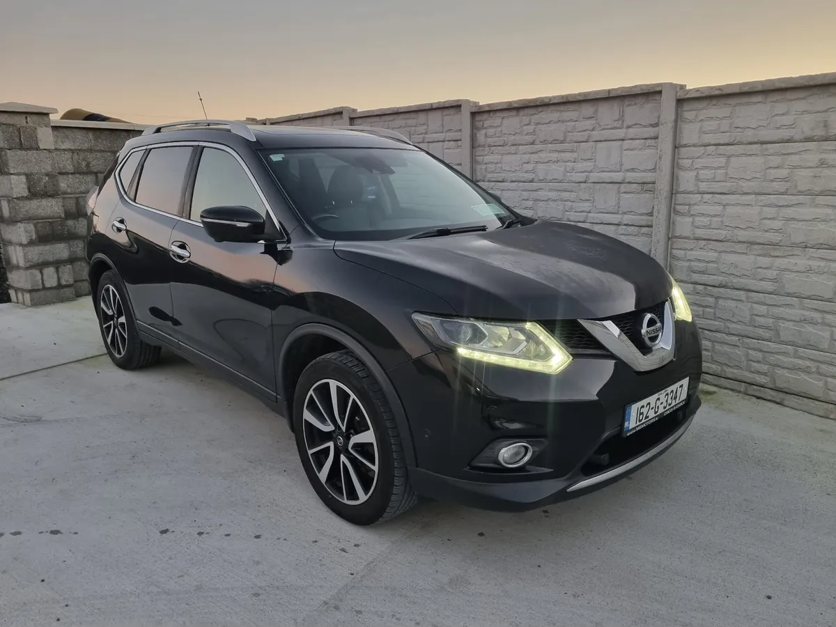 162 Nissan X-Trail 7 seater Panoramic sunroof - Image 1