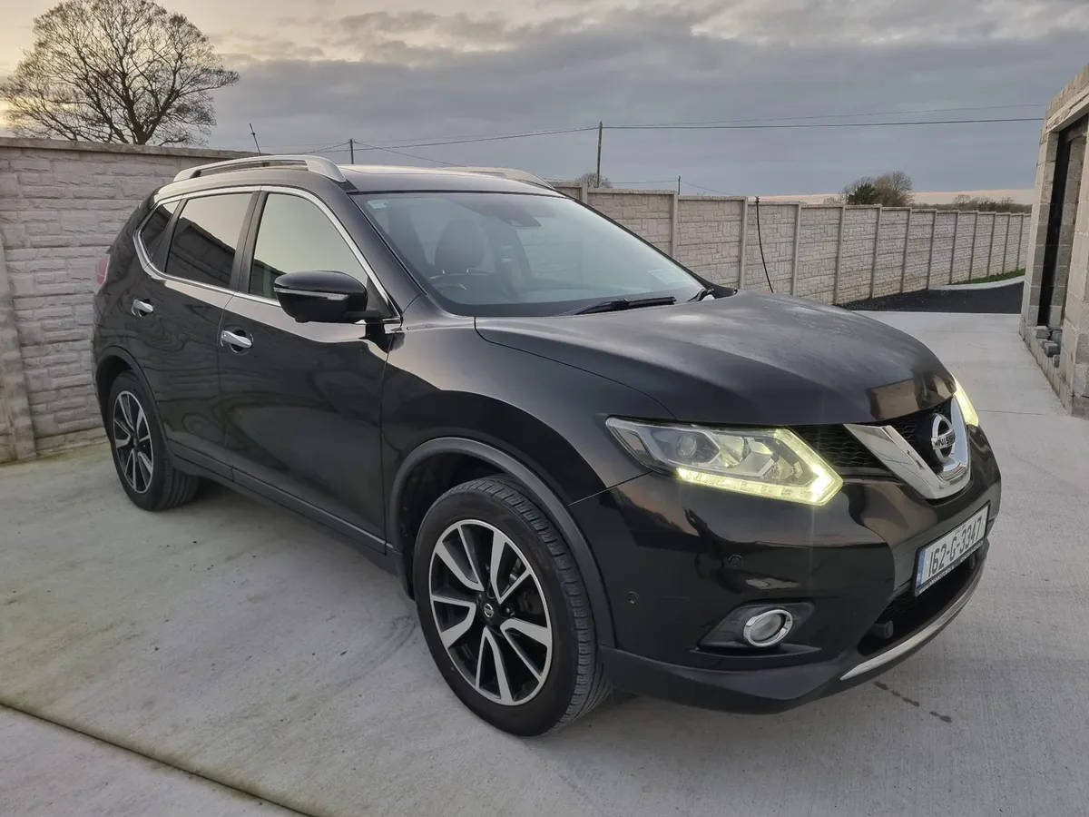 162 Nissan X-Trail 7 seater Panoramic sunroof - Image 2