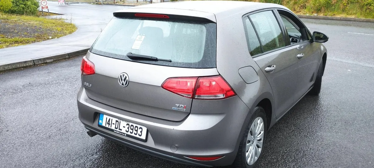VW GOLF - Image 3