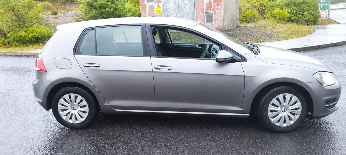 VW GOLF - Image 4