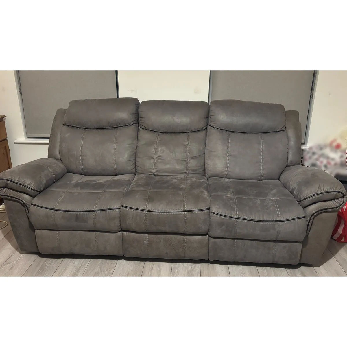 Recliner Couch/Sofa - Image 1