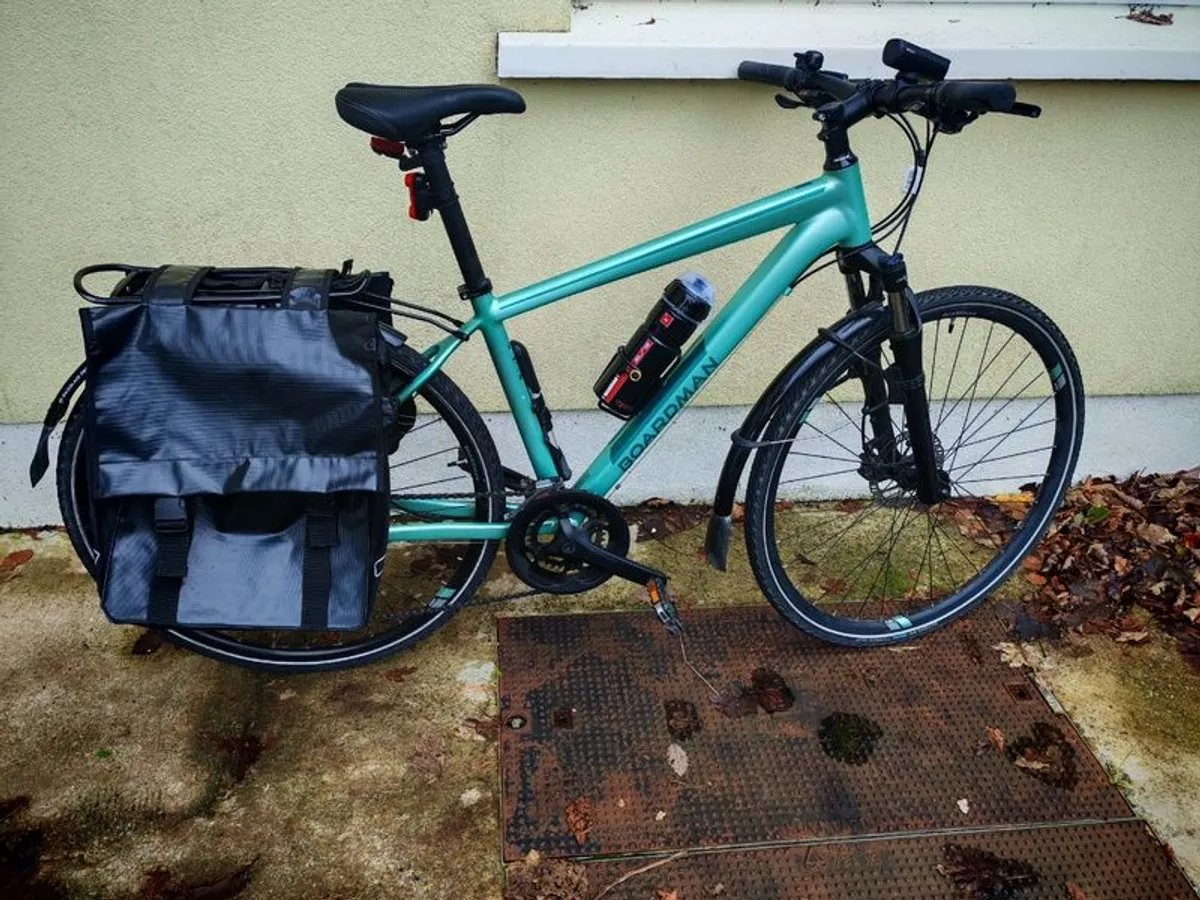 Hybrid women's bike with front suspension Boardman