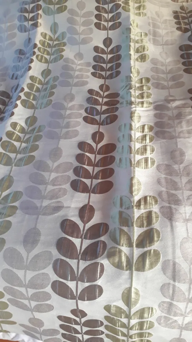 2 Pairs Curtains - Image 2