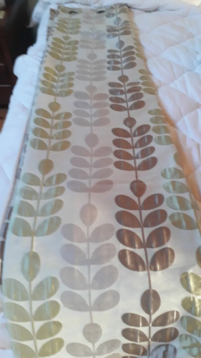 2 Pairs Curtains - Image 4