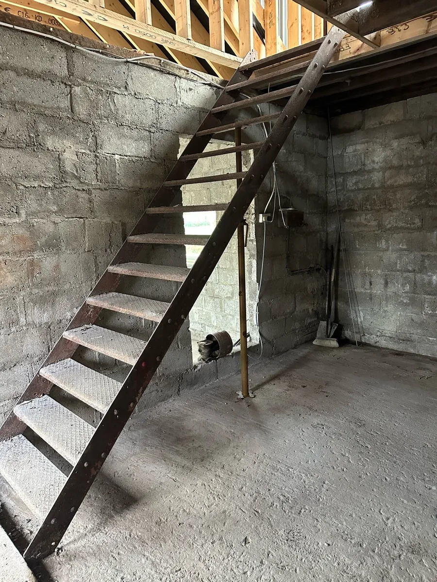 Steel Stairs - Image 3