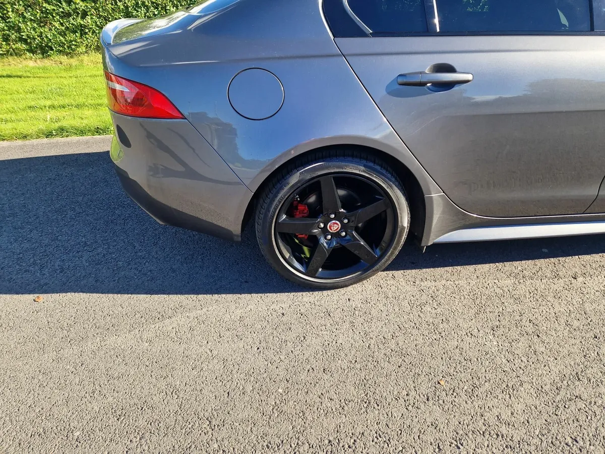 Jaguar XE 2019 Perfect Condition!!! - Image 3