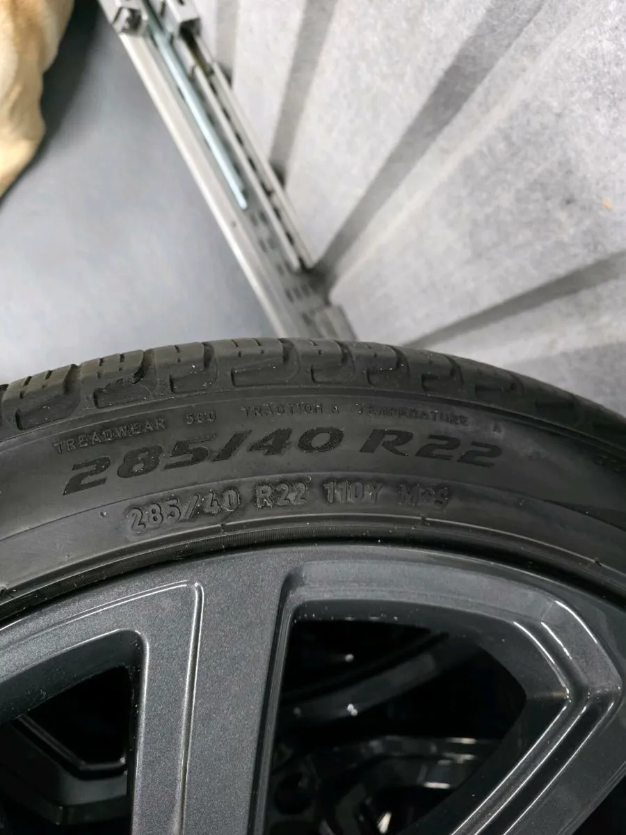 **22" 5025 Genuine Landrover Alloy wheels** - Image 3