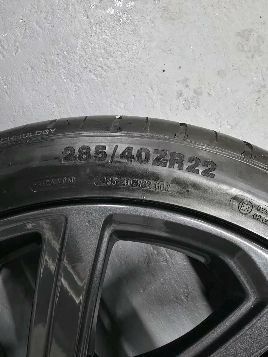 **22" 5025 Genuine Landrover Alloy wheels** - Image 4