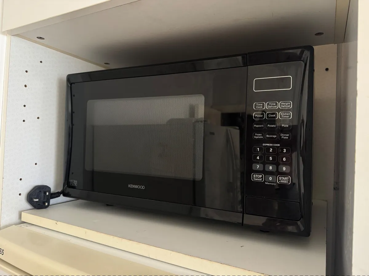 Microwave - Image 1